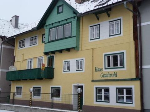 Haus Gradwohl Apartment Шладминг Екстериор снимка